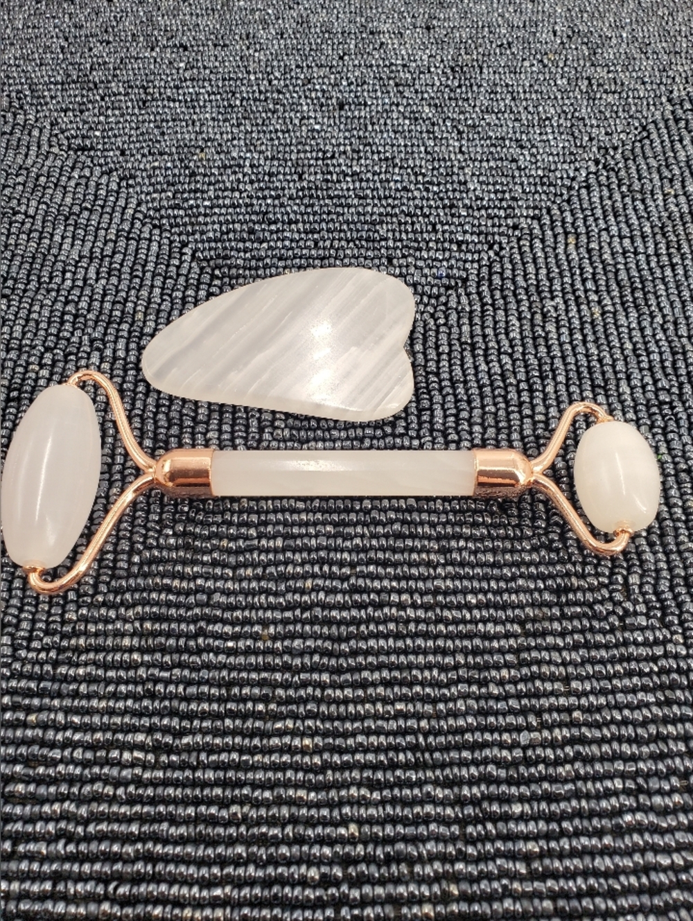 Jade (Pink) quartz facial roller and a gua sha stone (C39)